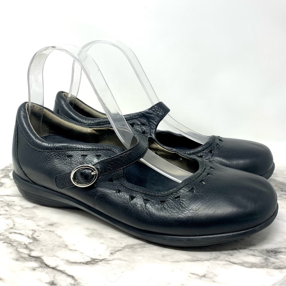 Aetrex Leather Mary Jane Comfort Flats 9.5 Wide Classic Retro Academia Preppy